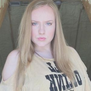 Meet your Posher, Janessa